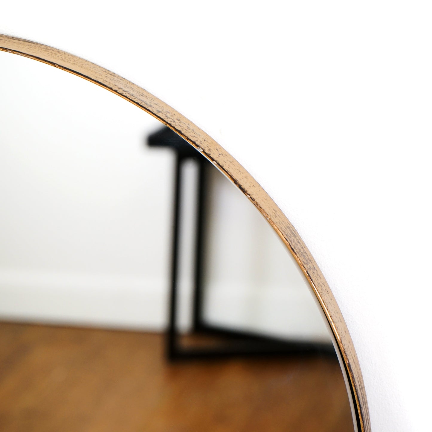Theo - Specchio Grande in Metallo ad Arco a Figura Intera Oro 160cm x 50cm