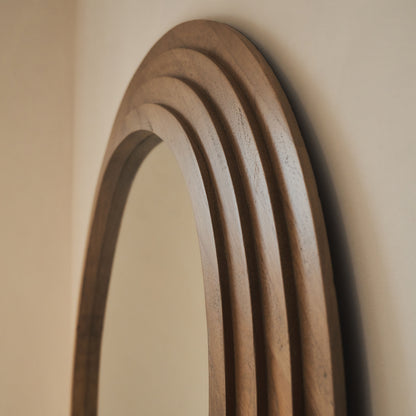Luciana - Specchio Grande Irregolare in Legno Caldo a Figura Intera 200cm x 120cm