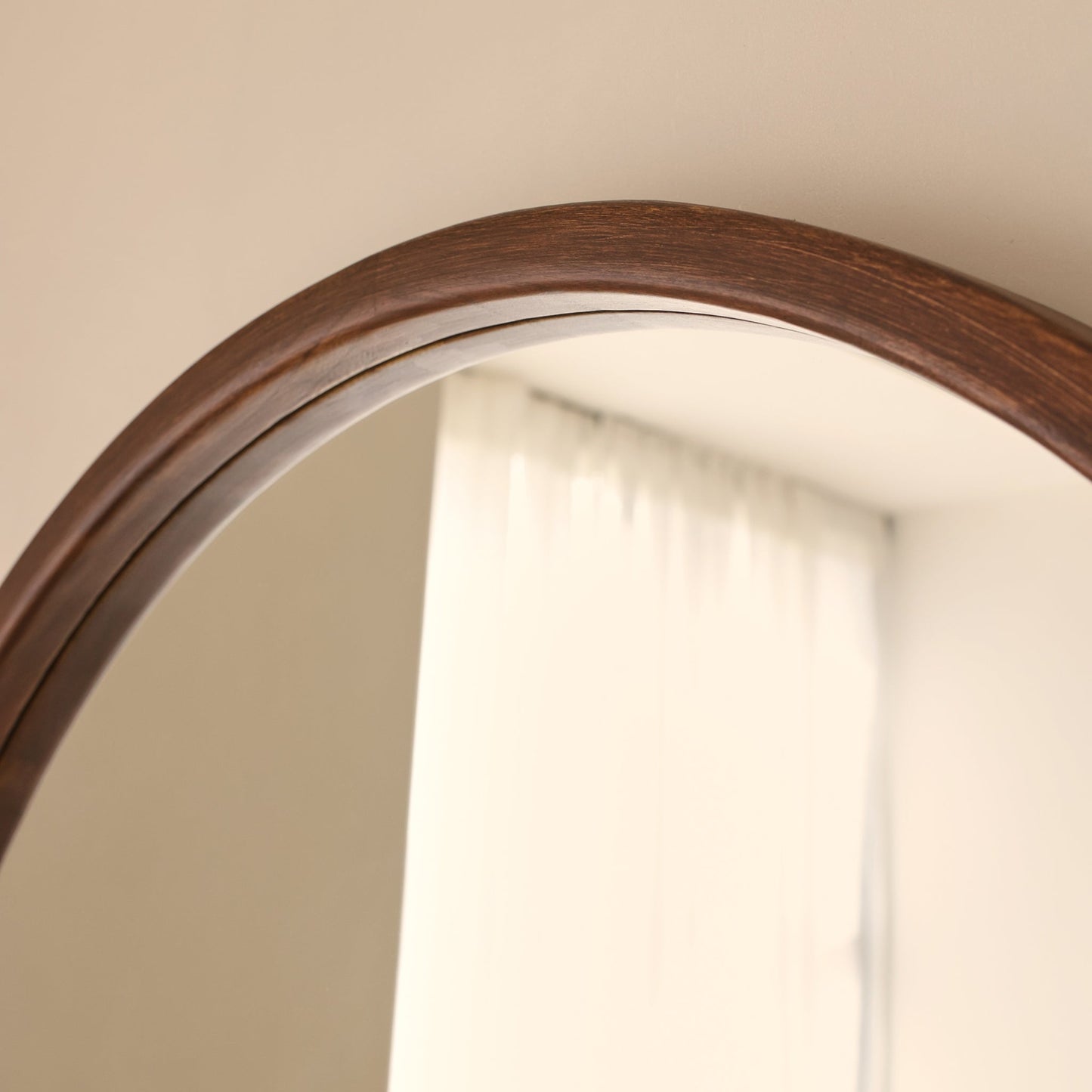 Arden - Specchio ad Arco in Legno Scuro a Figura Intera 175cm x 95cm