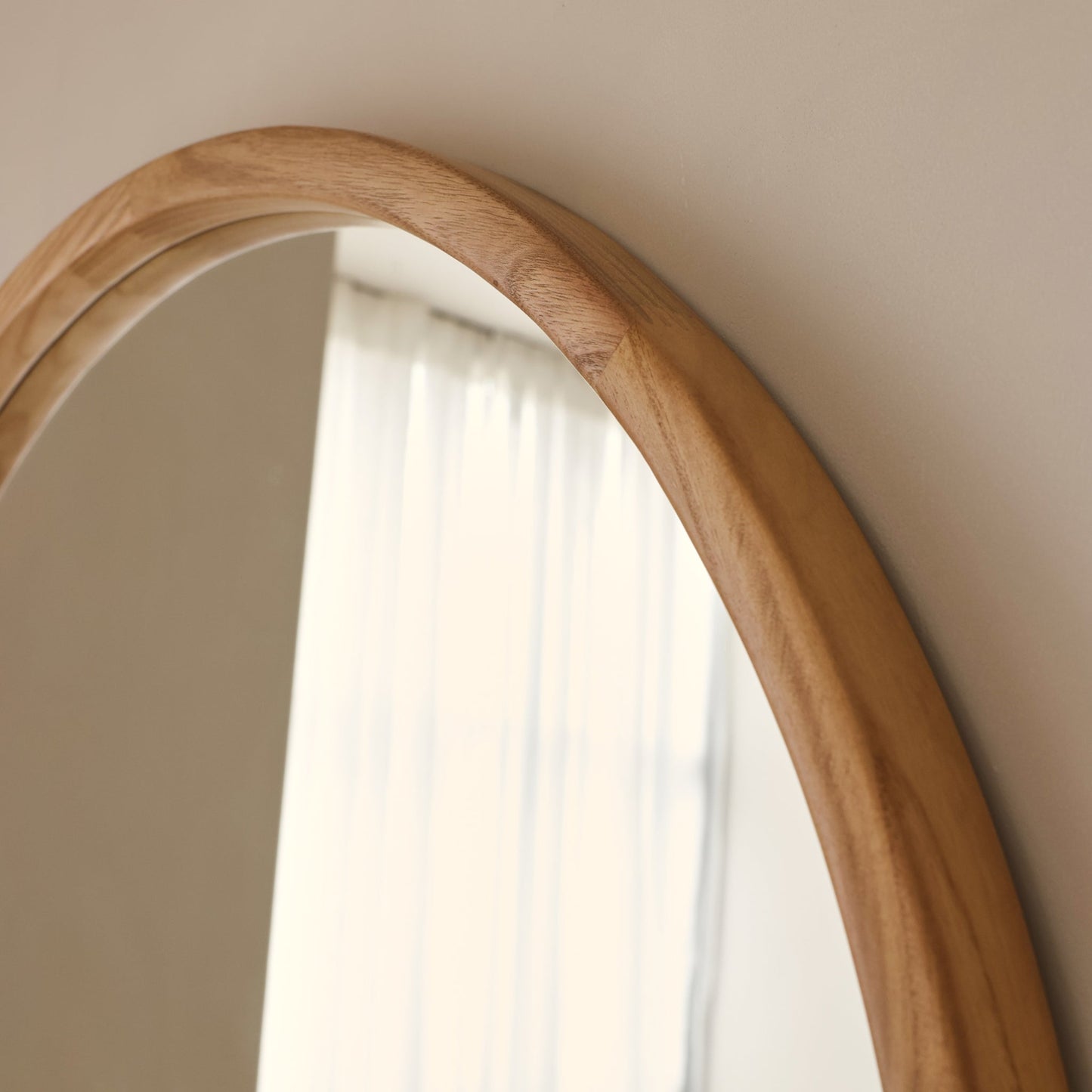 Arden - Specchio Lungo ad Arco in Legno Chiaro 175cm x 95cm