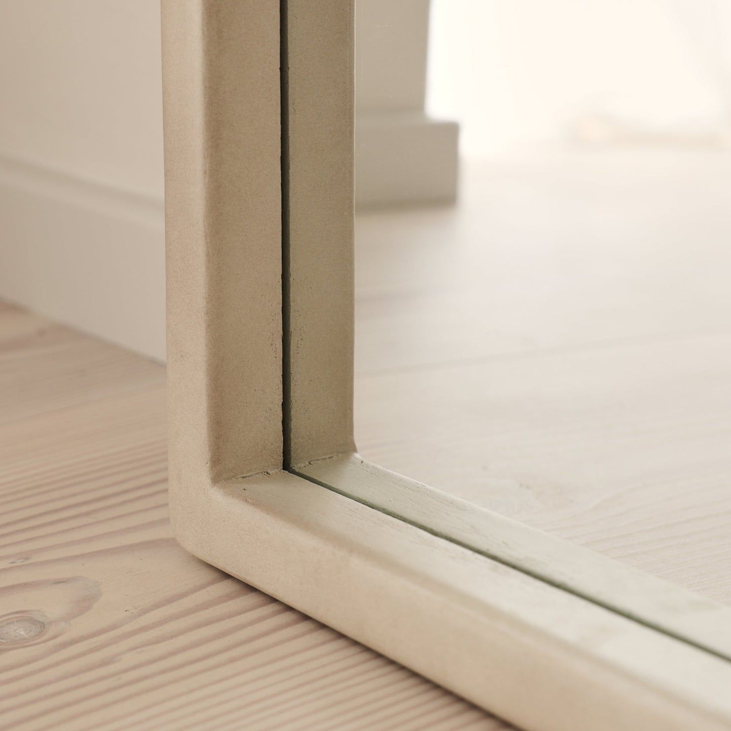 Arden - Specchio Intero in Legno Cemento 180cm x 80cm