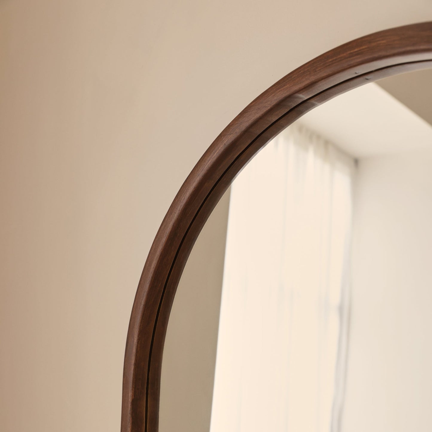Arden - Specchio in Legno ad Arco a Figura Intera Legno Scuro 160cm x 60cm