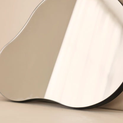 Edge - Specchio Irregolare Senza Cornice Pond 45cm x 30cm