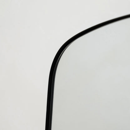 Bowness - Specchio da Parete ad Arco in Metallo Contemporaneo Nero 90cm x 75cm