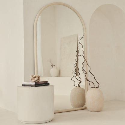 Amora - Specchio ad Arco Grande a Figura Intera in Cemento 190cm x 100cm