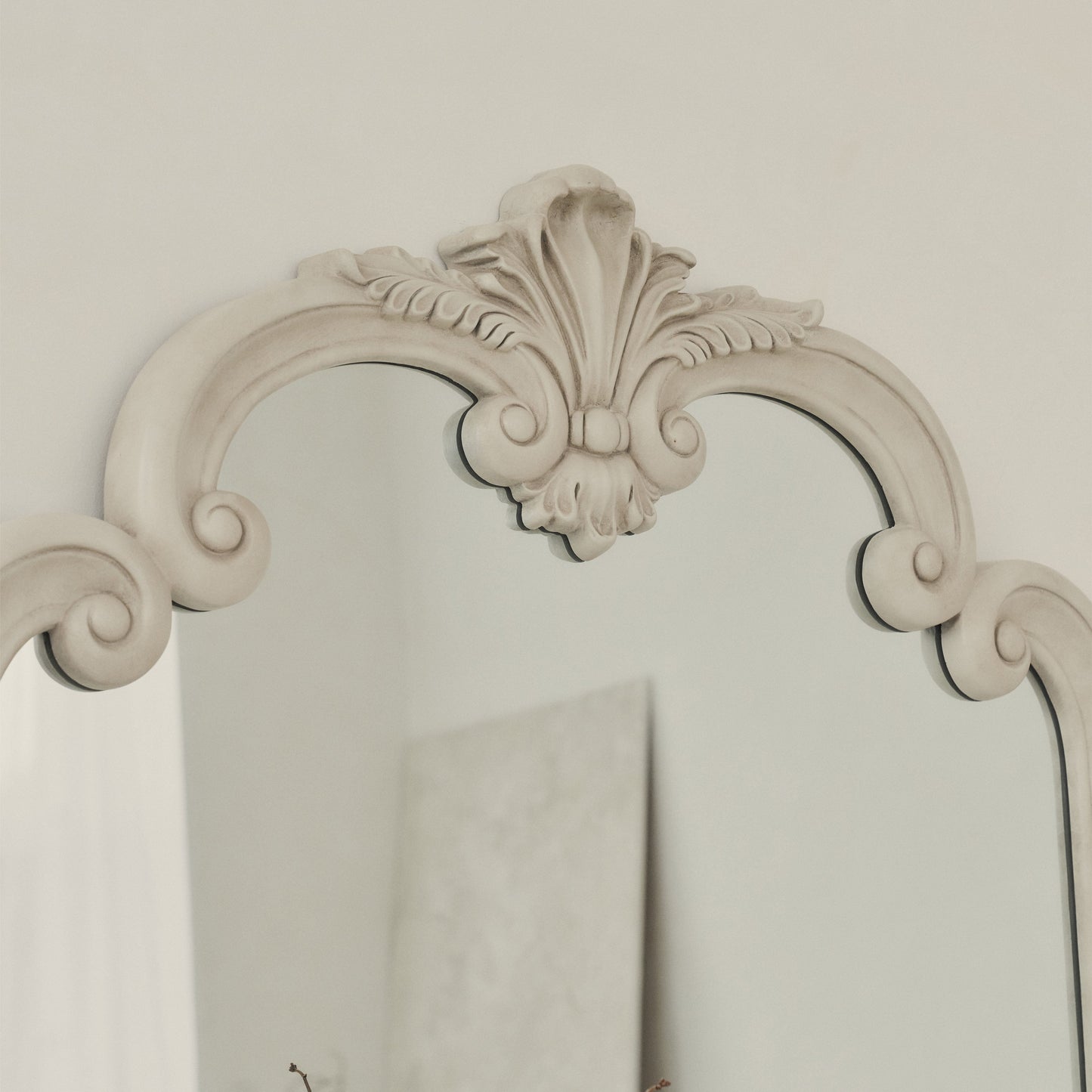 Pelazzo - Specchio Ornato Grande in Cemento a Figura Intera 185cm x 104cm