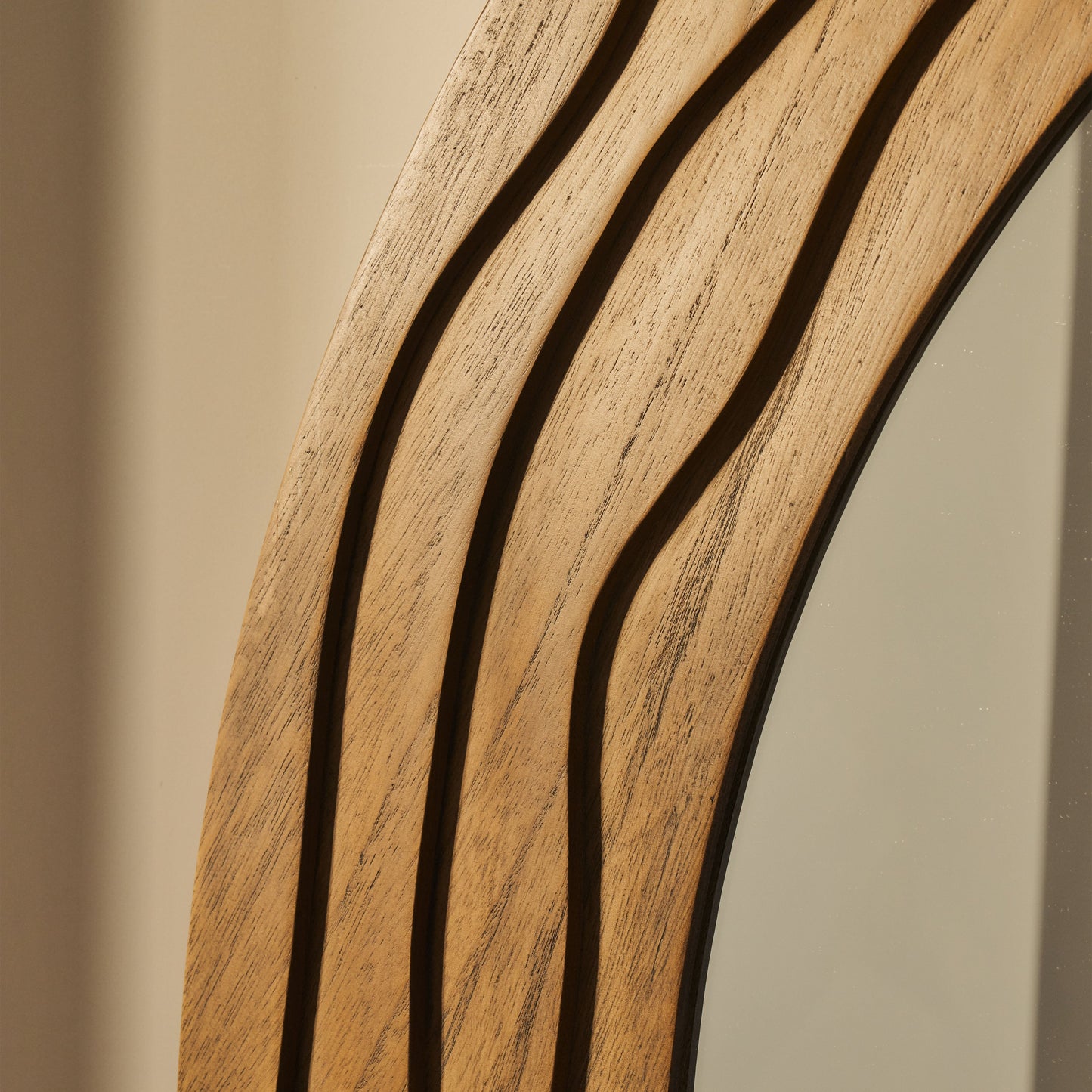 Lucelle - Specchio ad Arco Grande a Figura Intera in Legno Caldo 180cm x 120cm