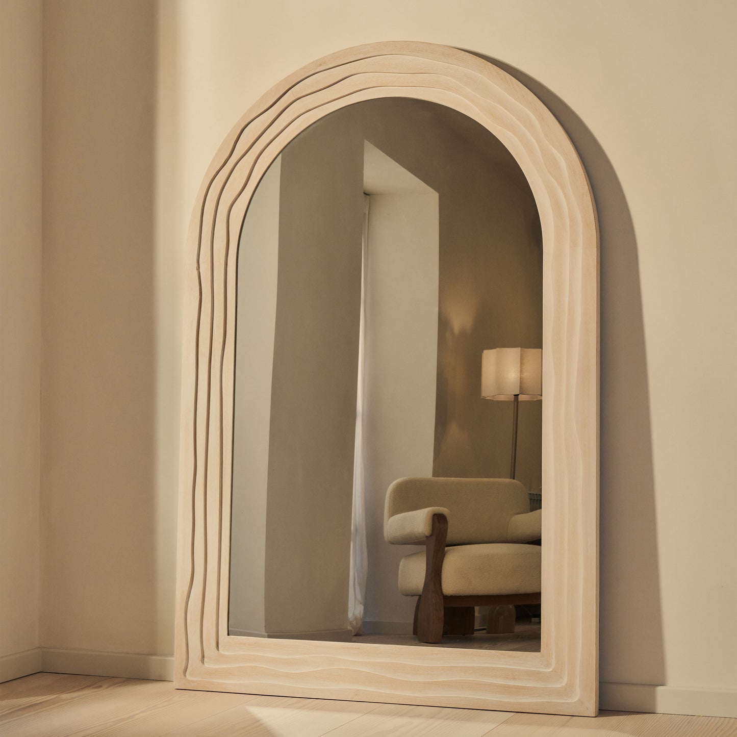 Lucelle - Grande Specchio ad Arco Full Length in Legno Decapato Bianco 180cm x 120cm