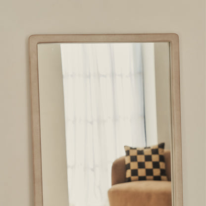 Arden - Specchio in Legno a Figura Intera Color Cemento 140cm x 45cm