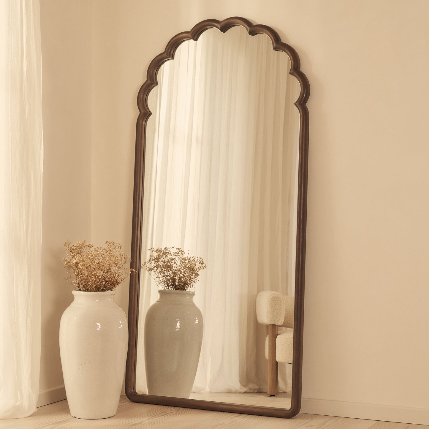 Safi - Specchio Grande ad Arco in Legno Scuro a Figura Intera 190cm x 90cm