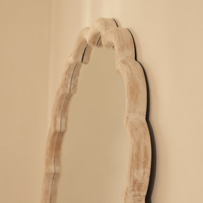 Safi - Specchio Grande ad Arco in Legno Lavato Bianco a Figura Intera 190cm x 90cm