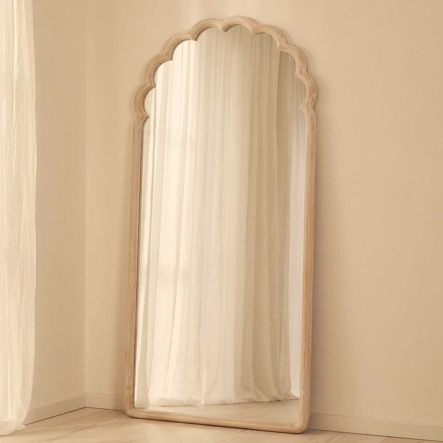 Safi - Specchio Grande ad Arco in Legno Lavato Bianco a Figura Intera 190cm x 90cm