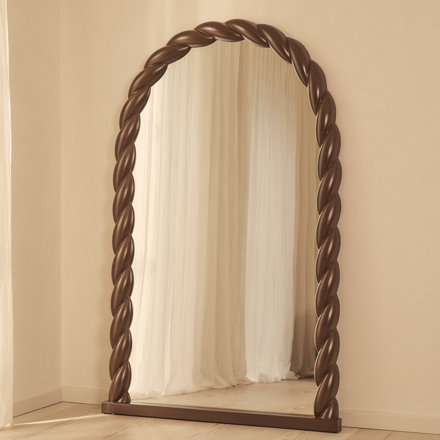 Ophelia - Specchio Grande ad Arco con Corda Intrecciata Finitura Cioccolato Lucido 180cm x 105cm