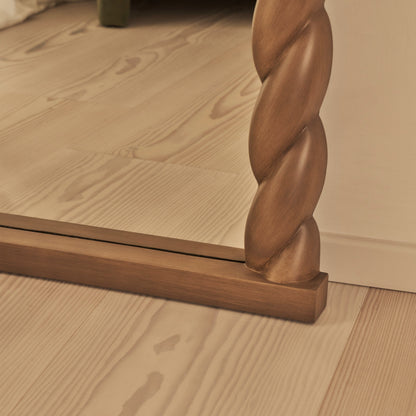 Ophelia - Specchio Grande ad Arco Lunghezza Intera con Intreccio a Corda in Legno Caldo 180cm x 105cm