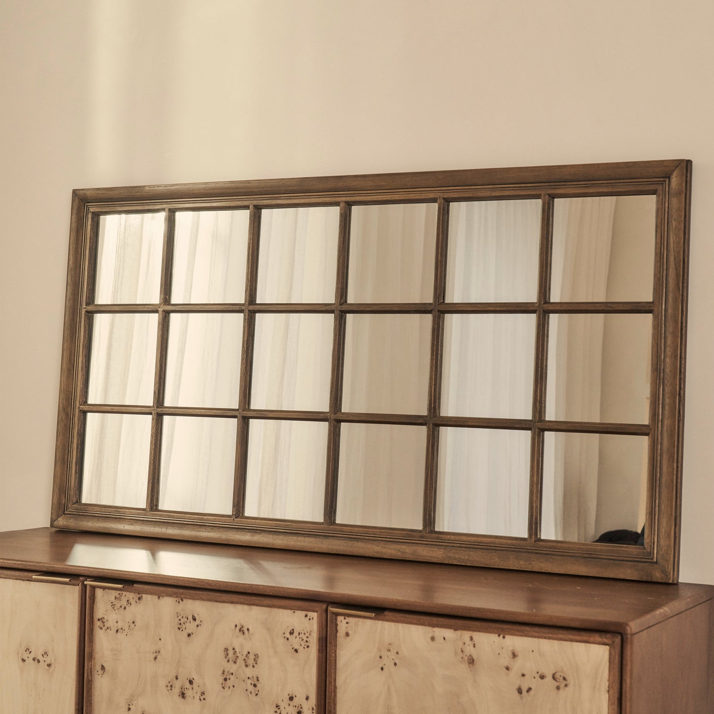 Sasha - Specchio a Finestra Rettangolare Shabby Chic in Legno Scuro 134cm x 70cm
