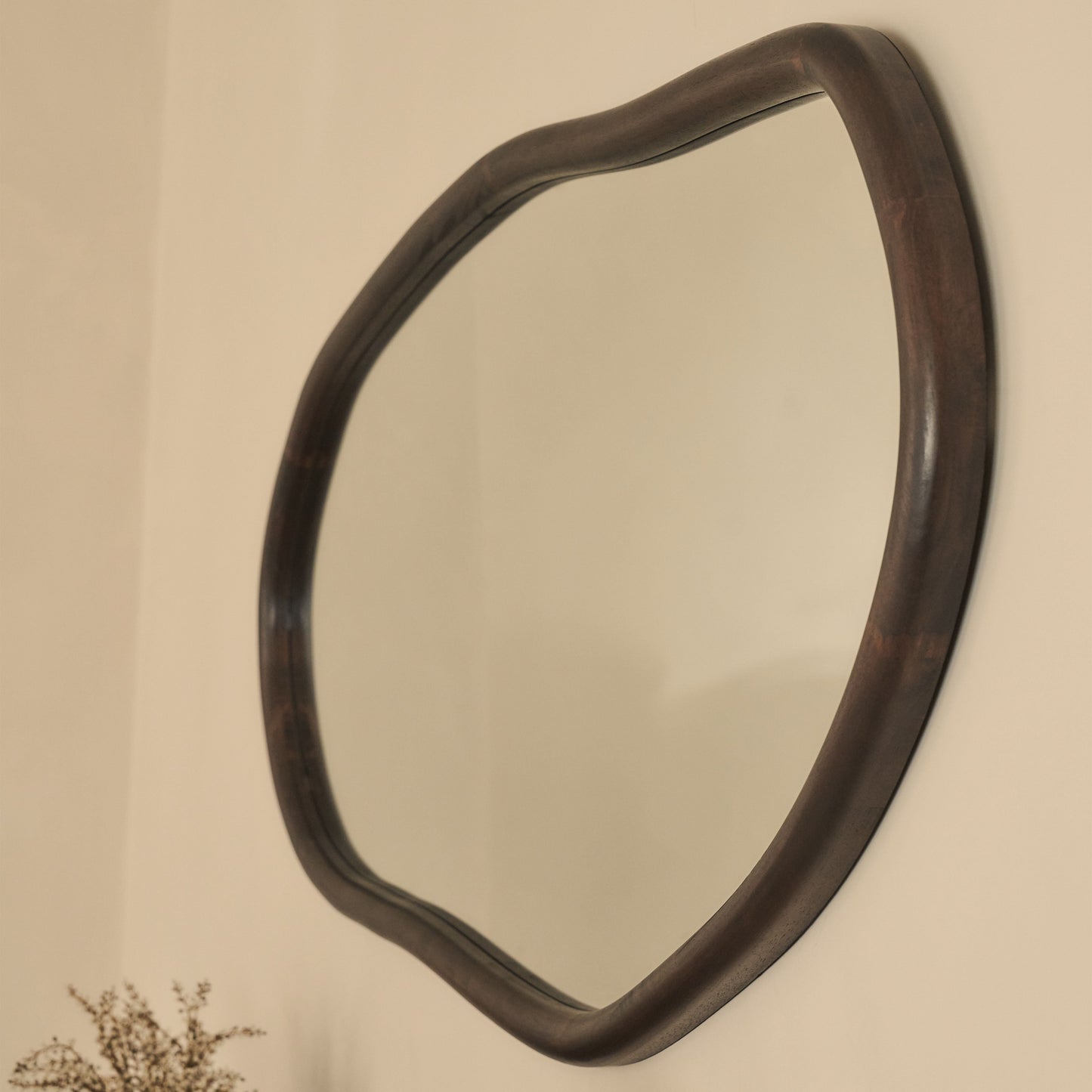 Aaliyah - Specchio da Parete Irregolare in Legno Scuro 150cm x 75cm