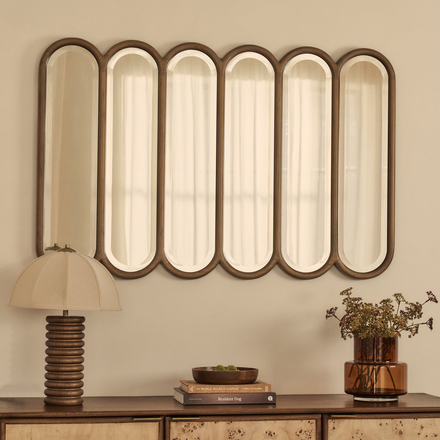 Reims - Specchio in Legno ad Arco con Pannelli in Legno Caldo 120 cm x 80 cm
