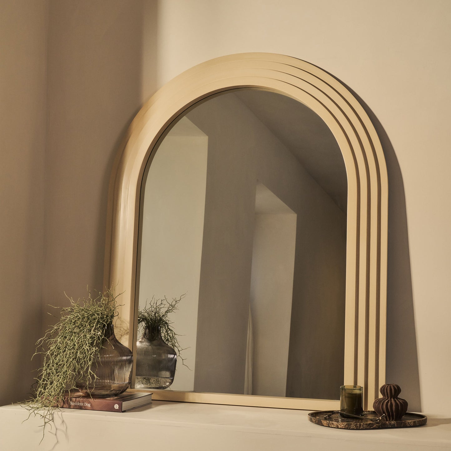 Luciana - Specchio Sopracamino ad Arco in Cemento 120cm x 100cm
