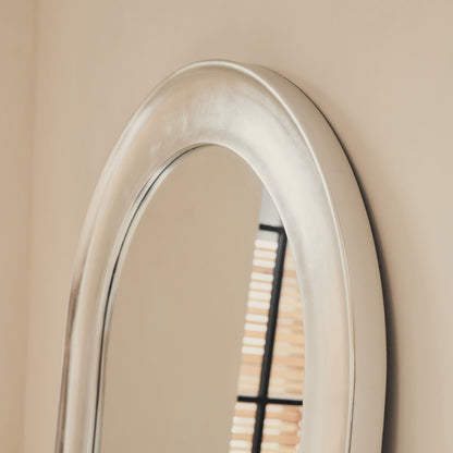 Riva - Specchio Irregolare a Forma di Stagno Cromo Spazzolato 120cm x 90cm