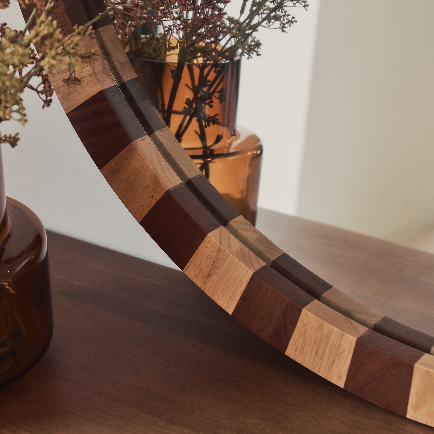 Tessera - Specchio Circolare in Legno a Scacchi Legno Scuro e Legno Chiaro 90cm x 90cm