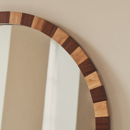 Tessera - Specchio Circolare in Legno a Scacchi Legno Scuro e Legno Chiaro 90cm x 90cm