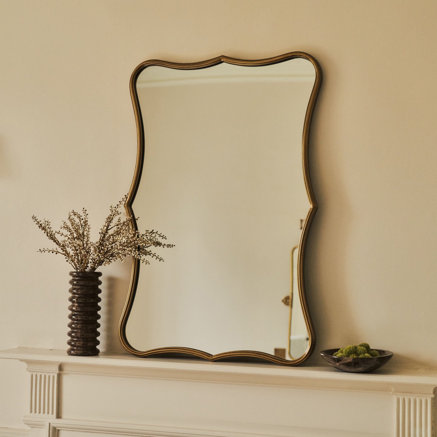 Elise - Specchio Sopra Camino Stile Art Déco in Metallo Oro 90cm x 60cm