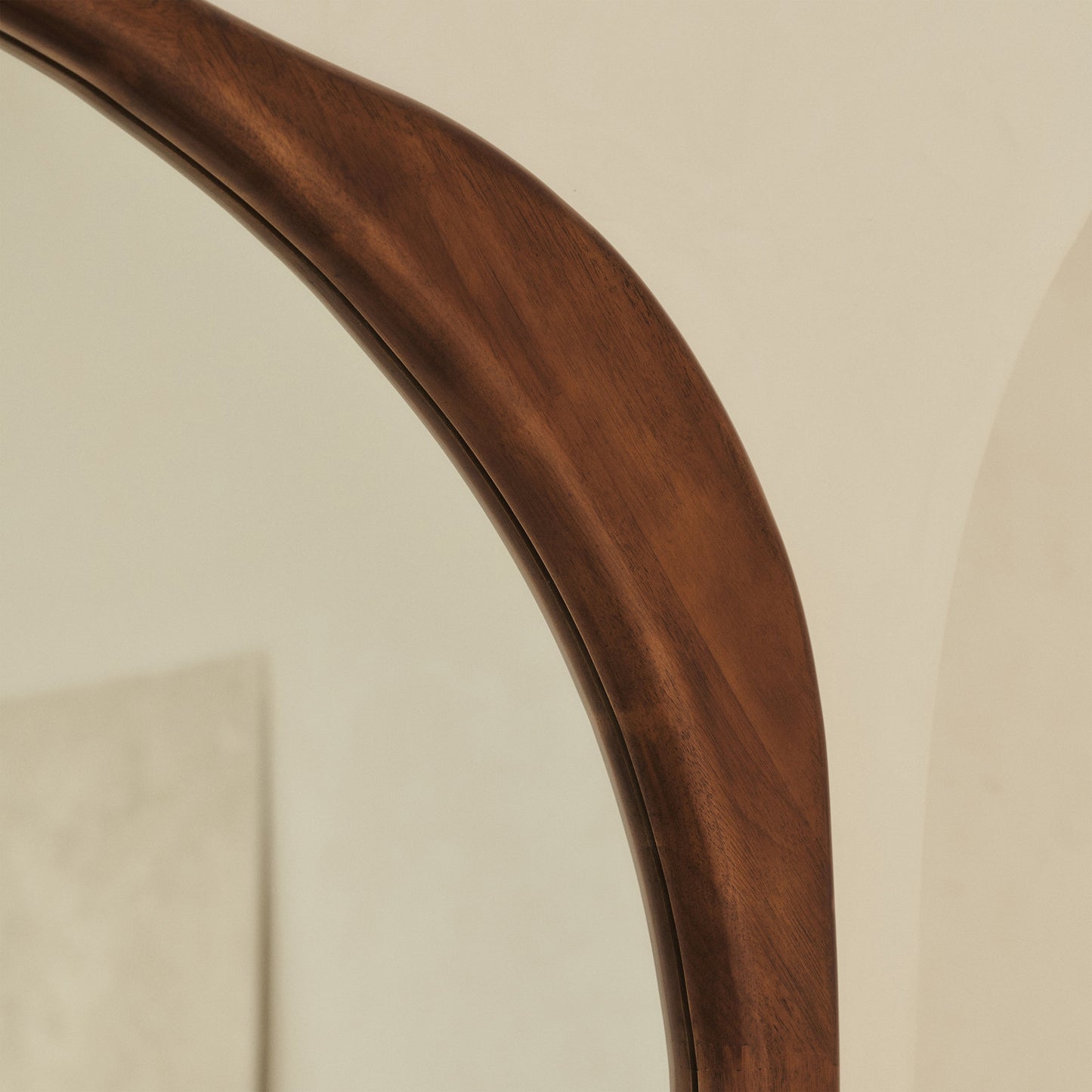 Arcurva - Specchio Irregolare Grande in Legno Scuro a Figura Intera 190 cm x 120 cm