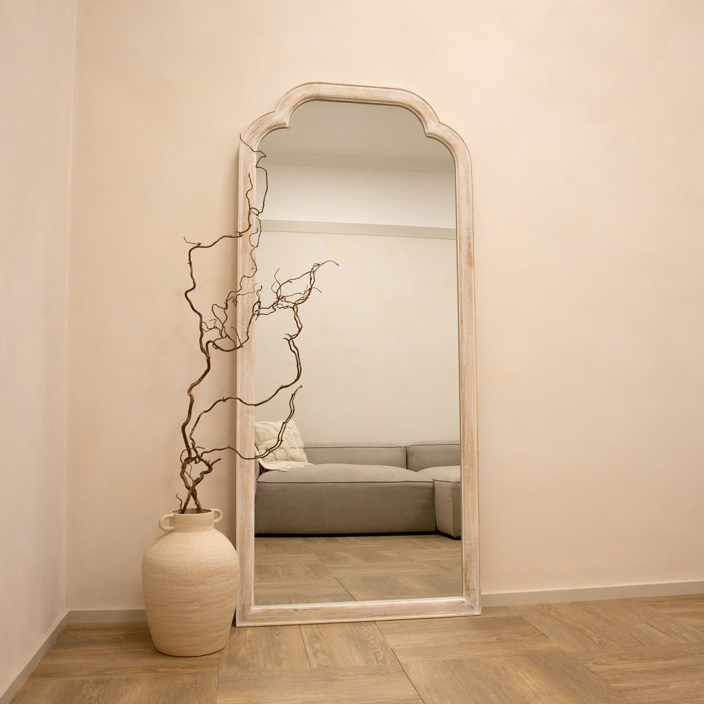 Elena - Specchio ad Arco a Figura Intera in Legno Lavato Bianco 170cm x 75cm