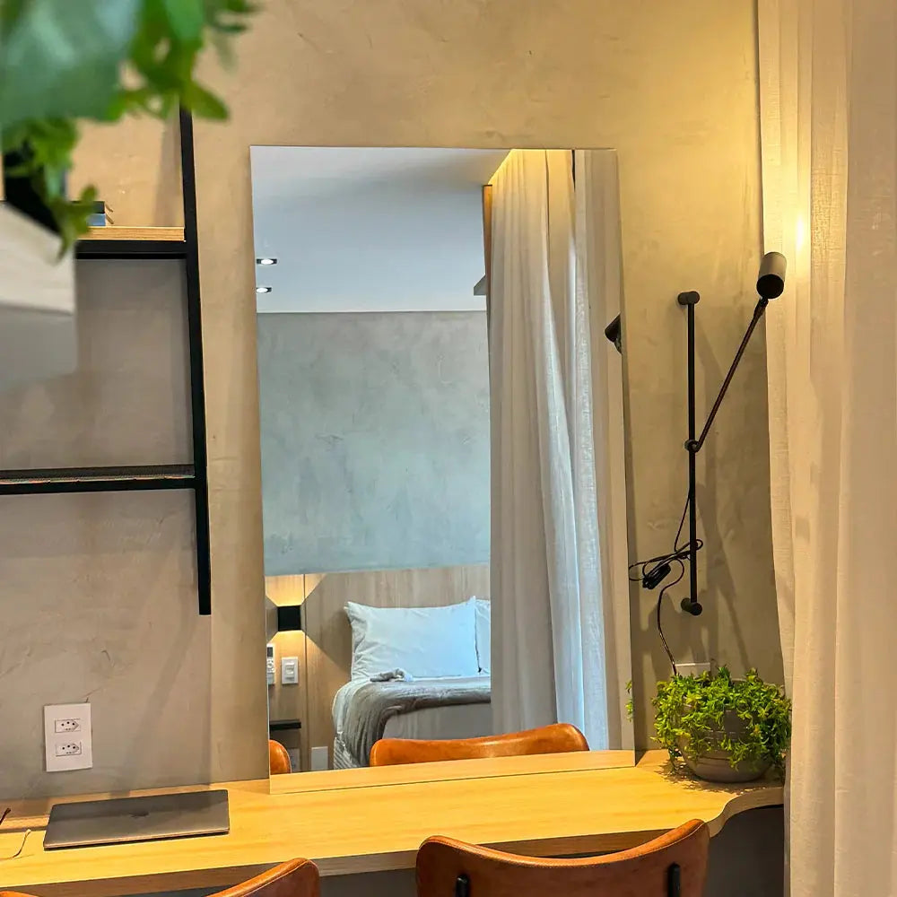 Specchio Rettangolare da Parete Moderno - Design Minimalista Raffinato