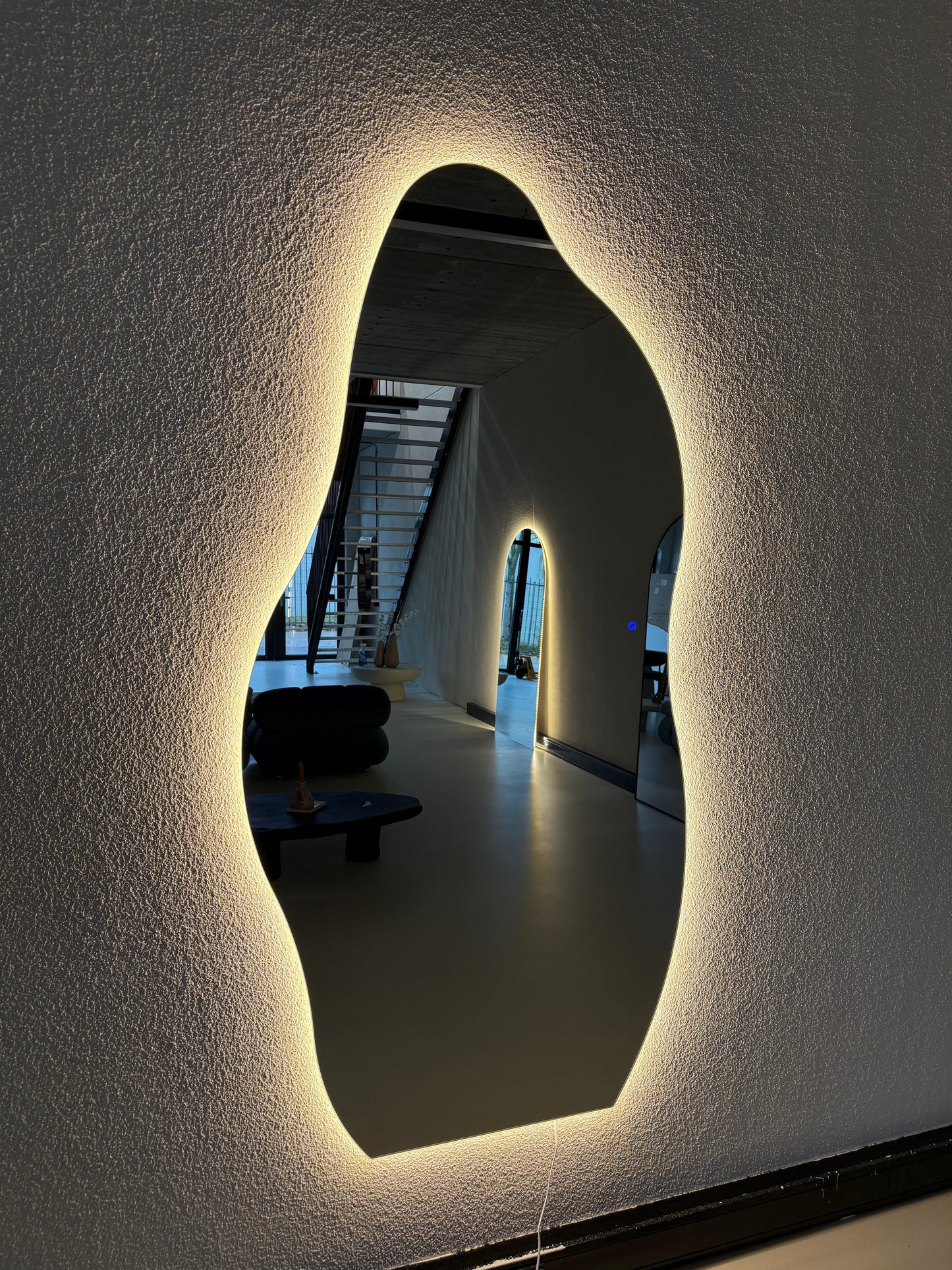 Specchio da Parete Yves con Illuminazione LED Integrata - 200cm x 100cm