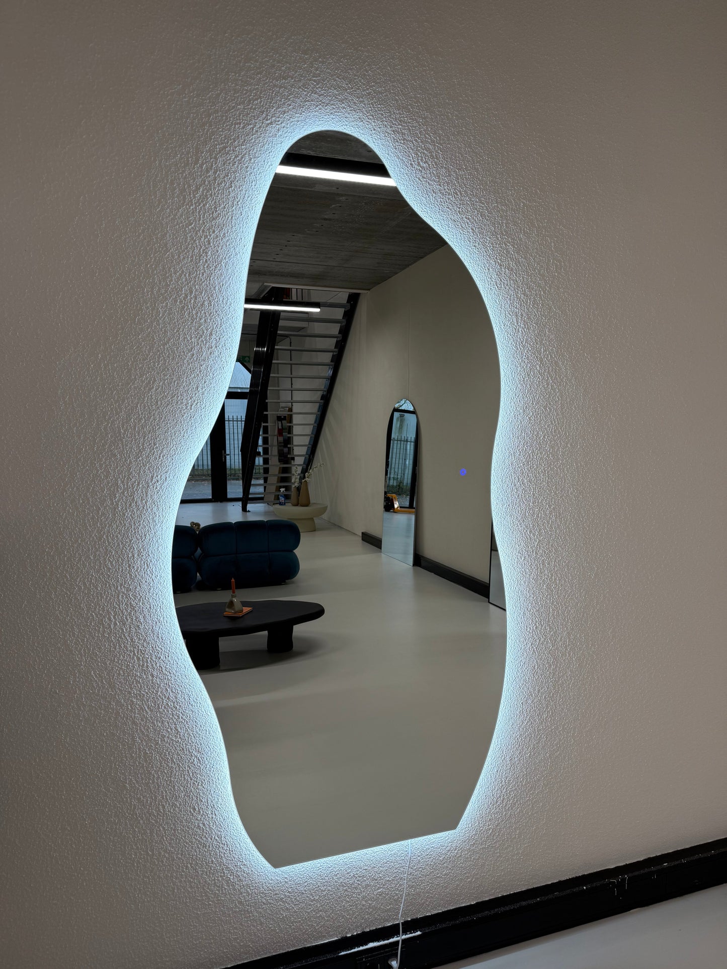 Specchio da Parete Yves con Illuminazione LED Integrata - 200cm x 100cm